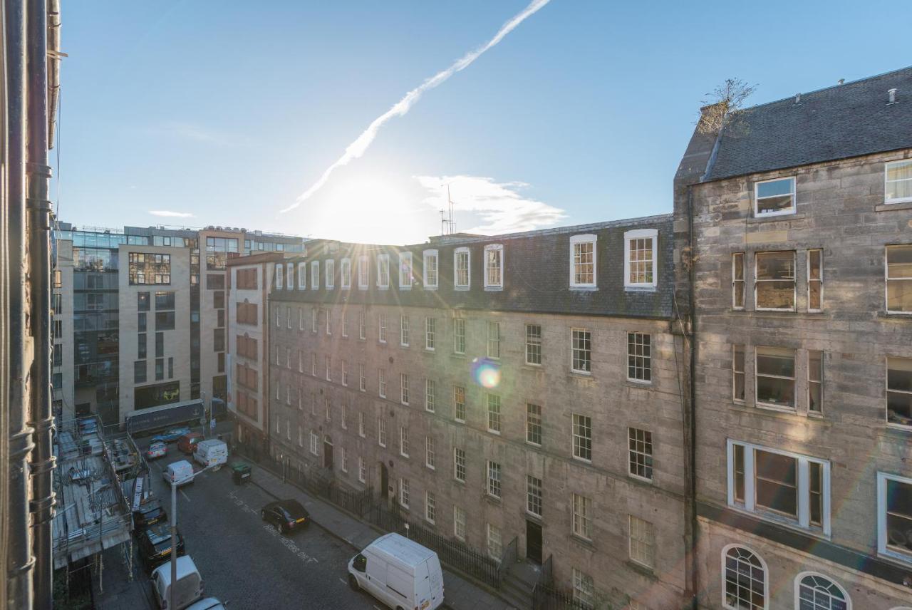 Bright And Modern 2 Bed Apartment Edimburgo Exterior foto